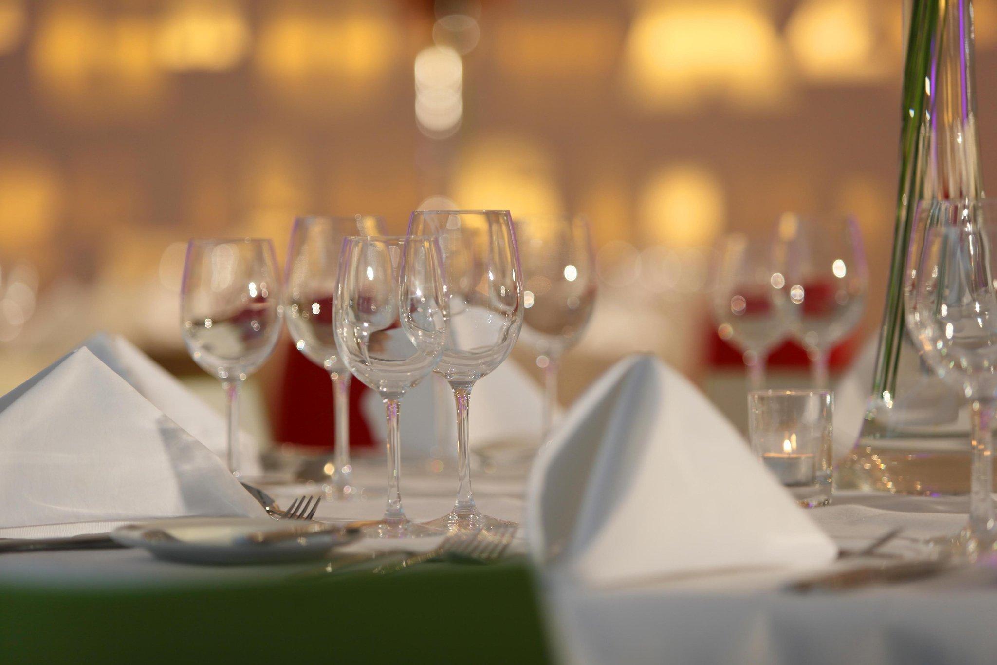 The Morrison Dublin, Curio Collection By Hilton Hotel Nhà hàng bức ảnh Wine glasses