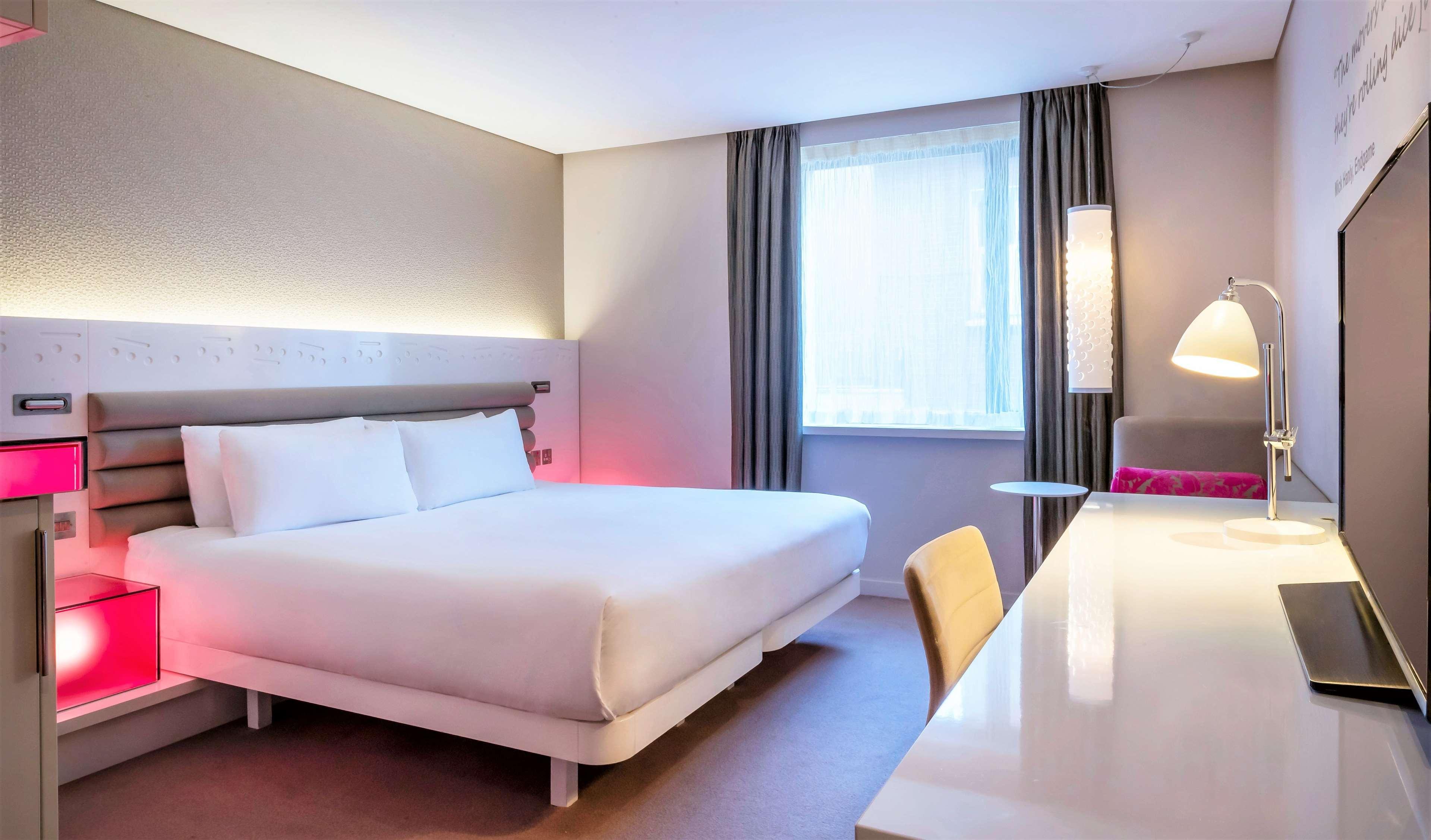 The Morrison Dublin, Curio Collection By Hilton Hotel Ngoại thất bức ảnh A room at the hotel
